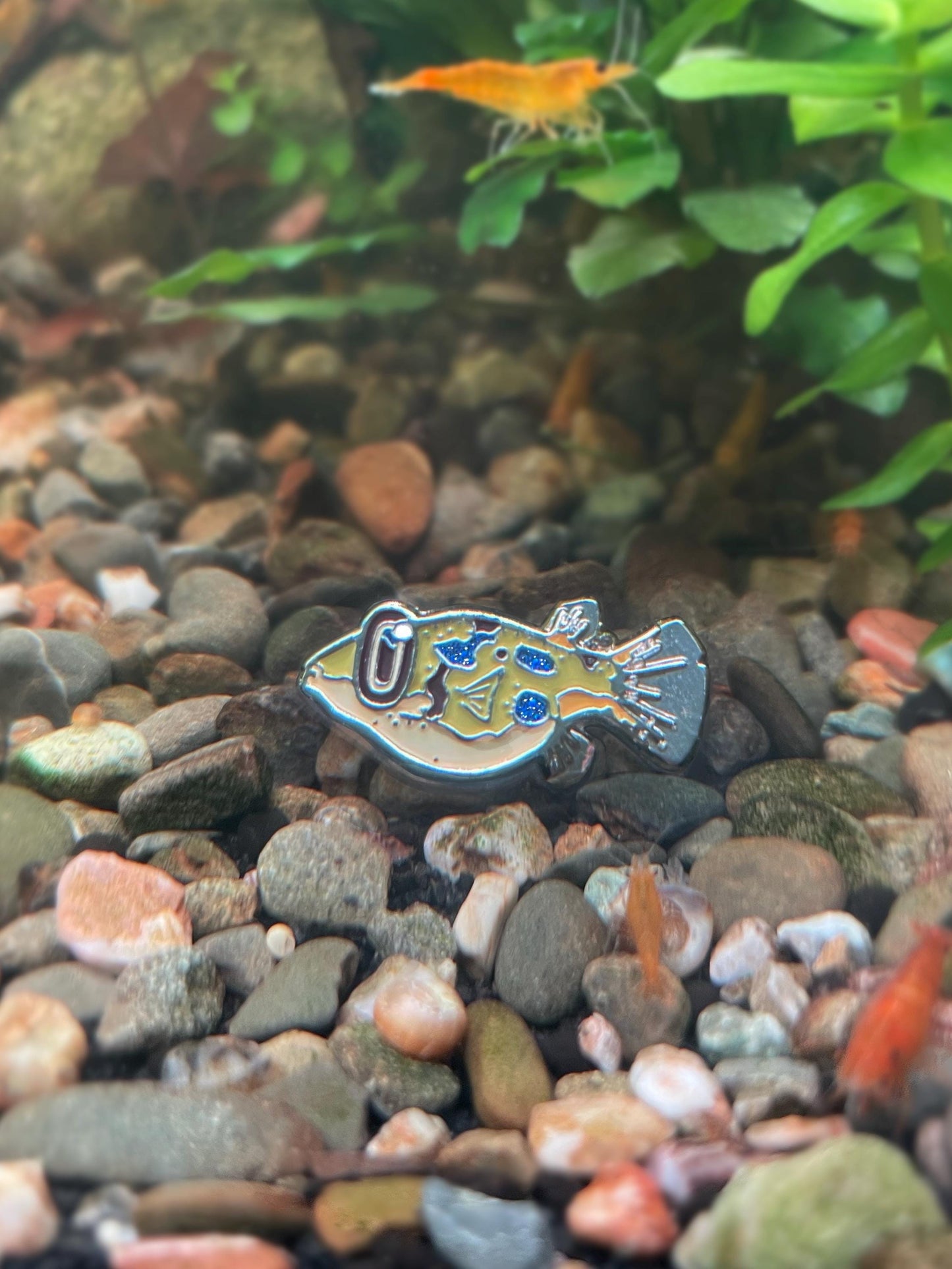 Pea Puffer Pin